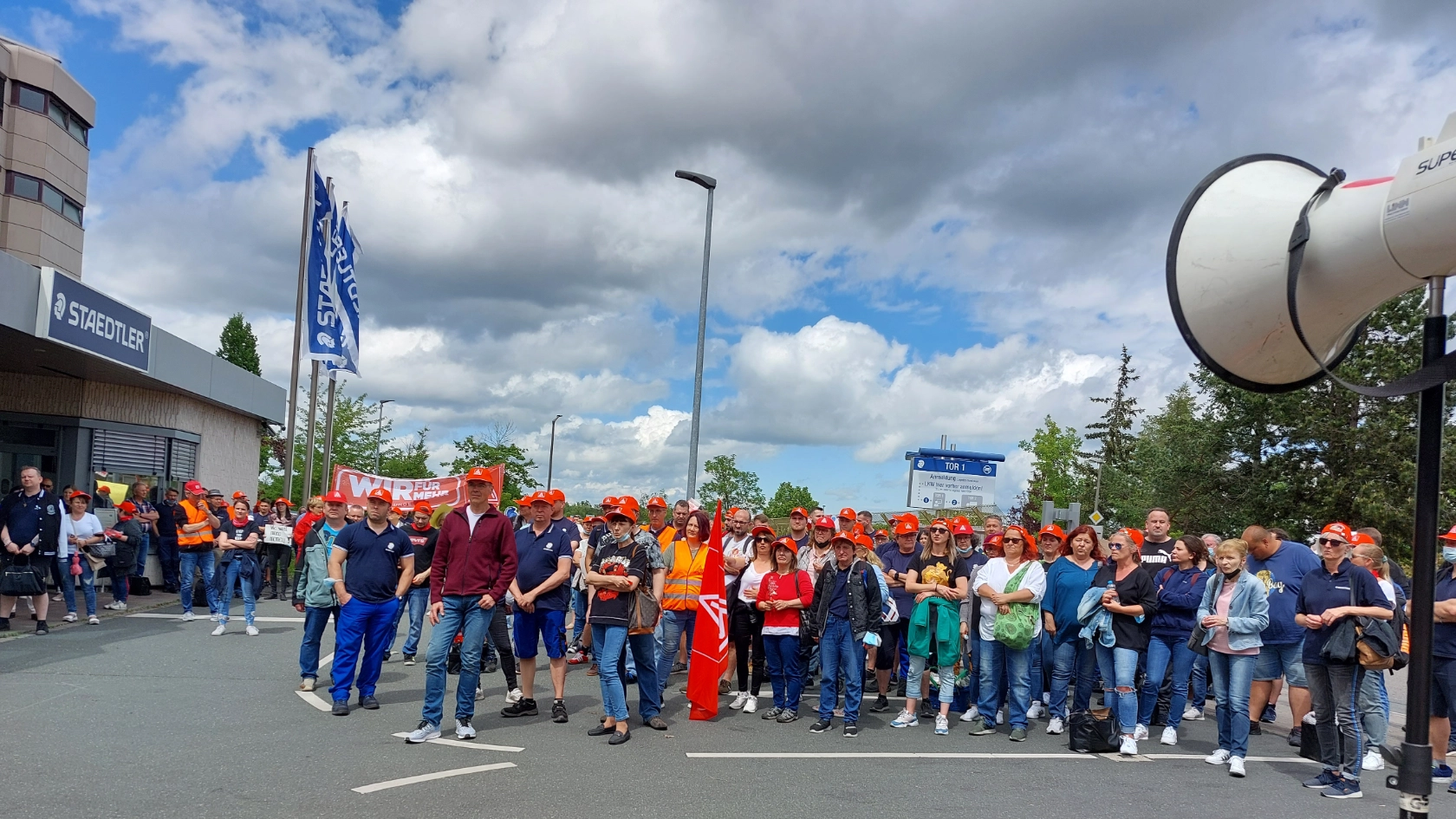 Kundgebung Staedtler Nürnberg Tarifrunde2022