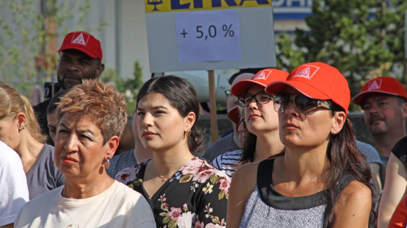 Tarifrunde SZI 2019 Warnstreik Lyra Beschäftigte