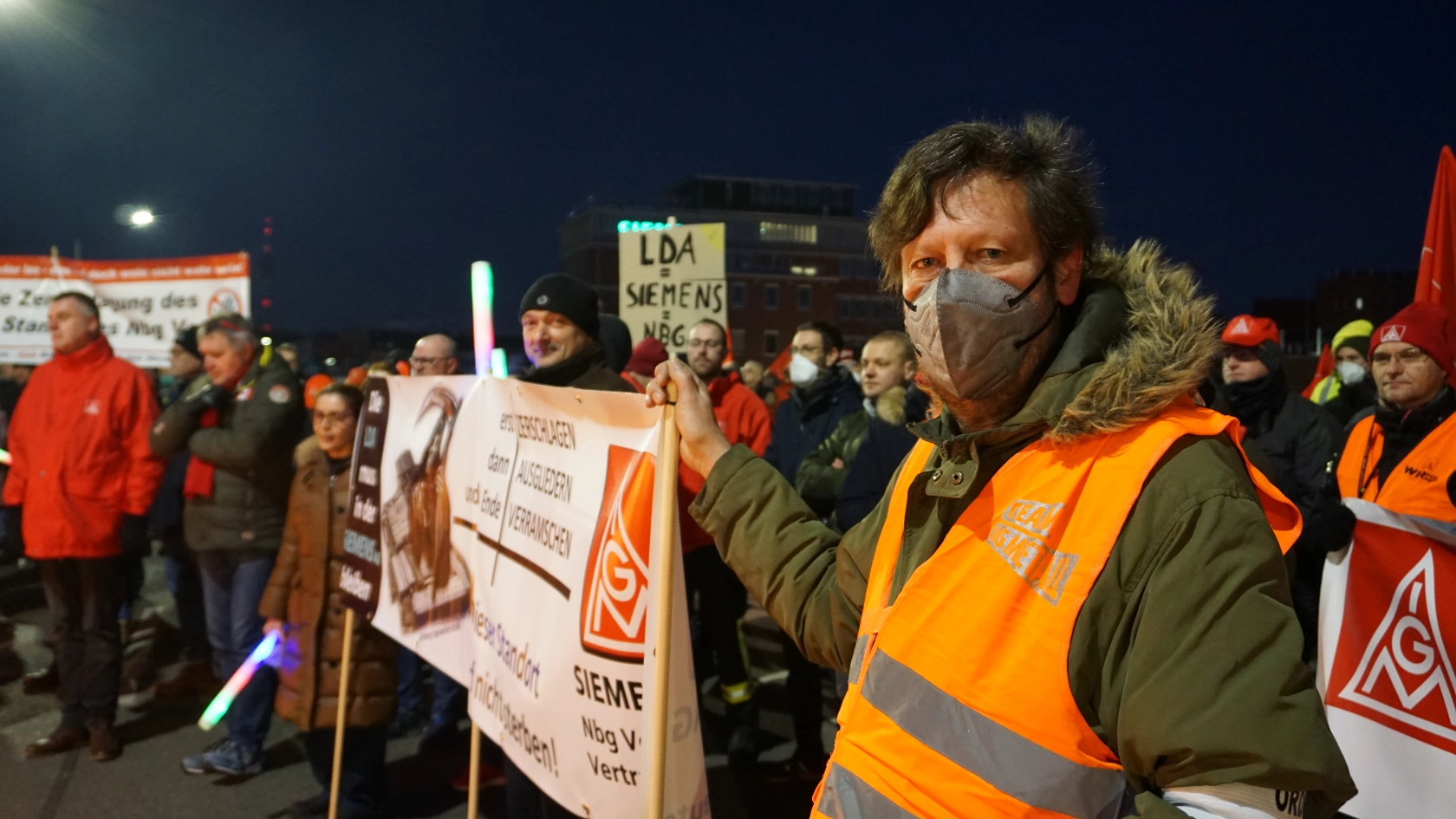 Wir sehen, welchen Schaden Siemens in Nürnberg anrichten wird.