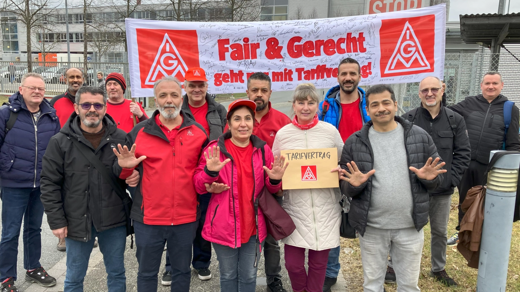 Die Aktiven bei Dieter Ludwig freuen sich über den Tarifvertrag Nürnberg