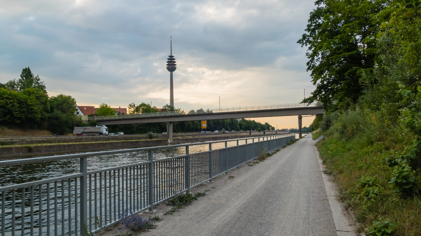 Frankenschnellweg Fernsehturm Nürnberg