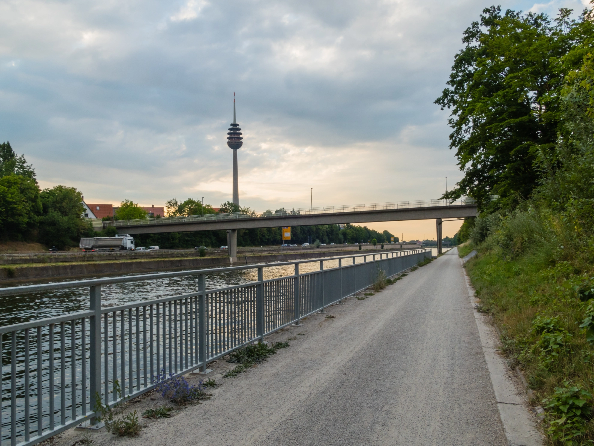 Frankenschnellweg Fernsehturm Nürnberg